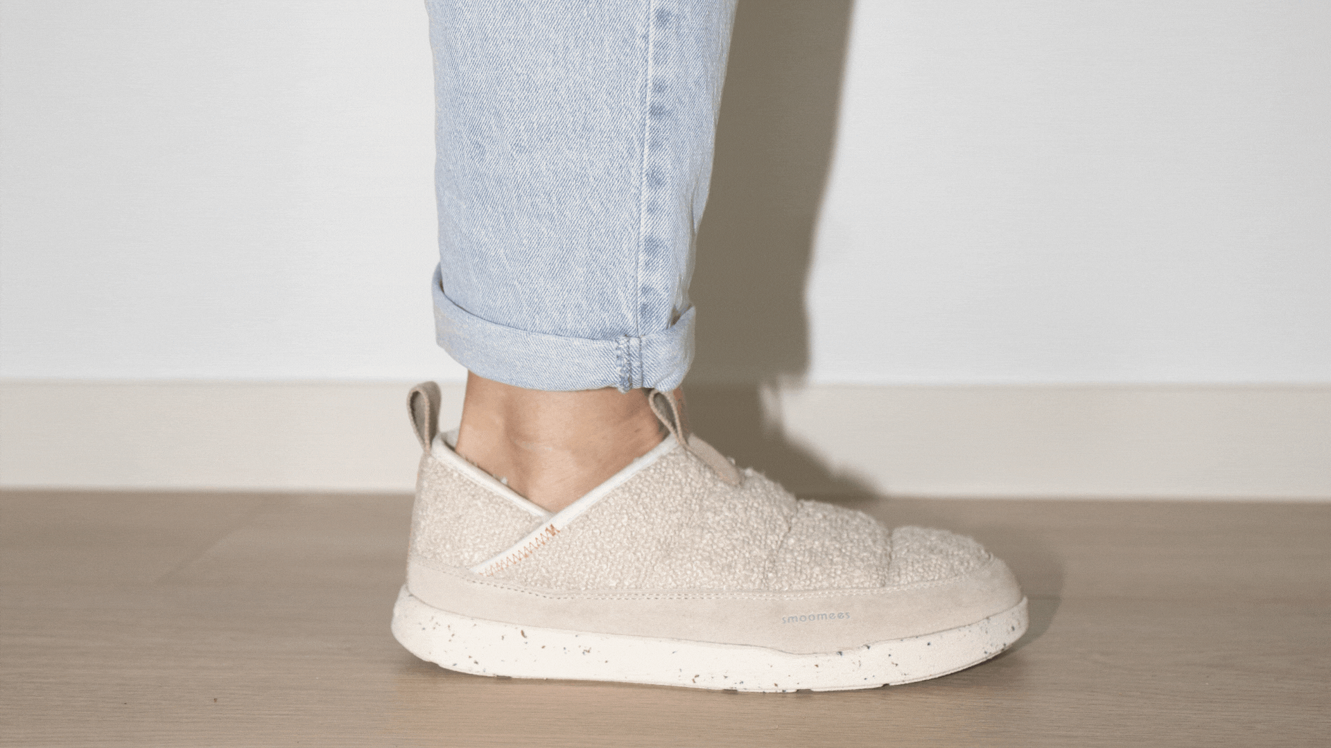 Slippers with a flexible sole