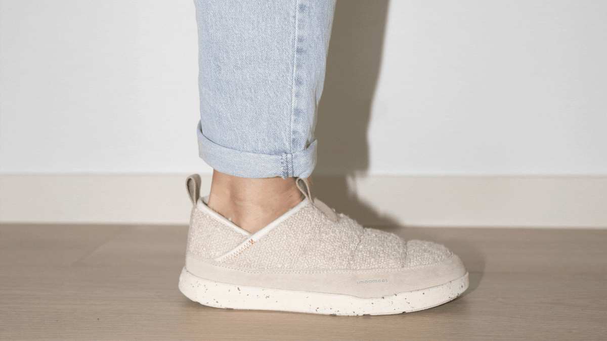 Slippers with a flexible sole